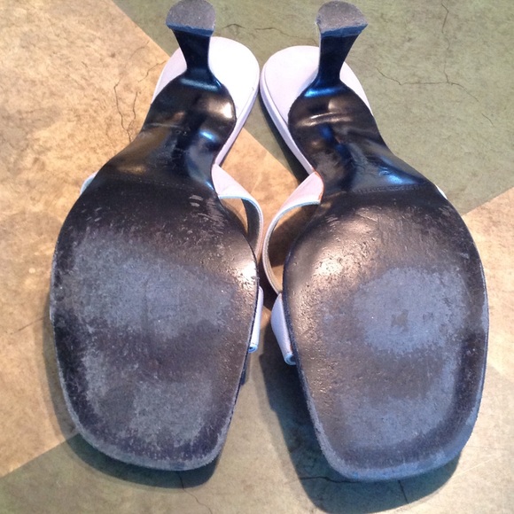 Sigerson Morrison Grey/Lavender kitten heel O-ring sandals, 10B - Picture 6 of 7